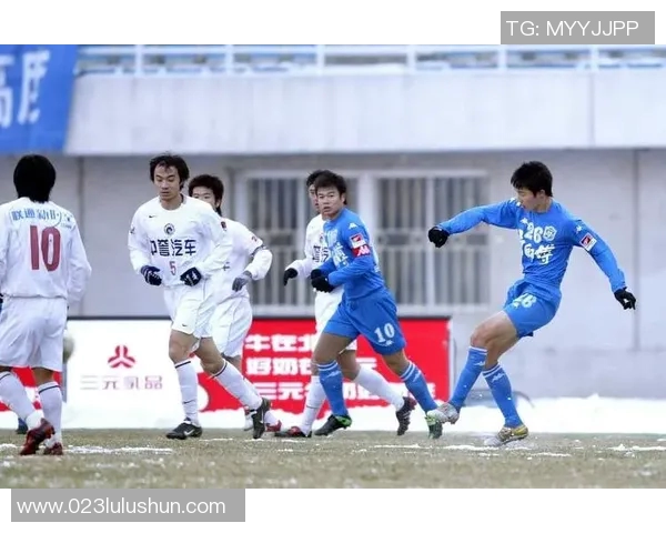 横滨水手与般田喜悦激战正酣谁能在这场较量中笑到最后